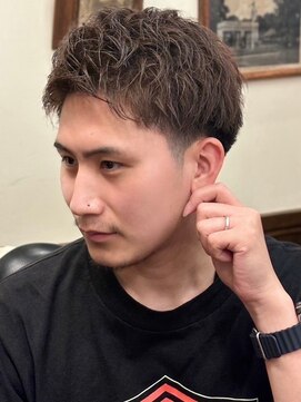 プレミアムバーバー 新宿店(PREMIUM BARBER produce by HIRO GINZA) アップバング