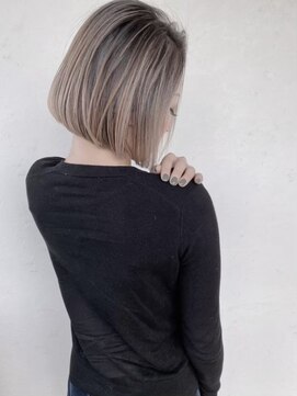 ヘアースタジオ ゼン カロン(Hair studio Zen kalon) シャドールーツ×チャコールグレージュ×ヘイリーボブ20代30代