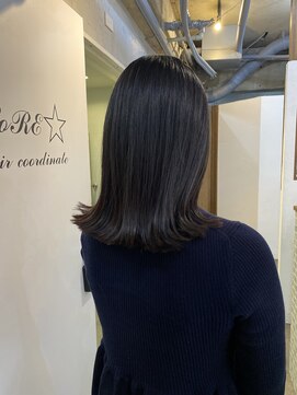 艶々ミディアムスタイル／斉藤