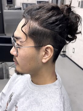 キラキラ(KIRAKIRA) マンバンパーマ