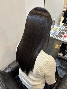カフネ(KAHUNE) 質感再整トリートメントカラー