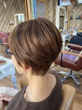 ルネッサンスヘアー ラファエロ(RAFFAELLO) ショートボブ　丸みボブ　大人かわいいショートスタイル