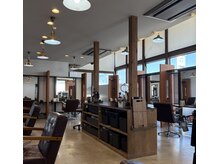 リドル ヘアー 駒生店(Riddle HAIR)の雰囲気（店内）