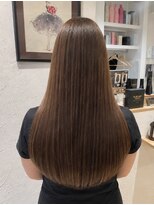 エクリ シセイドウ 麻布十番店(equri×SHISEIDO)&nbsp;【麻布十番】ロングヘア×透明感グレージュカラー