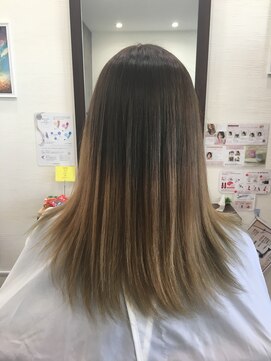 カナオア ヘアーデザイン(kanaoa hair design) ハイトーンアッシュグラデーション