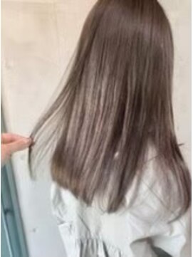 ソルトウォーター(SALT WATER) 外国人風 ベージュカラー