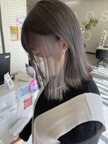 美容室 サワコ 国府店(SAWAKO)&nbsp;イヤリングホワイトベージュ