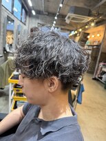 カーニー 上野(kearny)&nbsp;波巻きスパイラルパーマツイストスパイラルパーマ波巻きパーマ