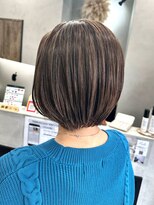 シャムオーツー 国分寺(CHAM:O2)&nbsp;ショートボブ/白髪ぼかしハイライト/ベージュ/イルミナカラー