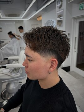 ダムディートウキョウ 心斎橋店(DAMDEE TOKYO) ナチュラルテーパーフェード