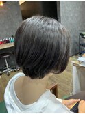 ショートボブ