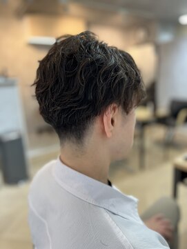 ラルス(Larus) スペインカール/ブルーブラック/フェザーパーマ