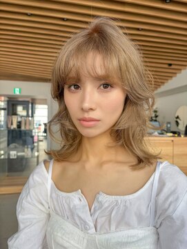 アオイ(aoi.) 【薬院/天神/ベージュ/レイヤー/ブリーチカラー】