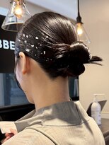 アビー(ABBEY) お呼ばれヘアカチモリ結婚式二次会タイトアレンジヘアセット