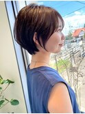 丸みショート マッシュショート ブラウン レイヤー 顔周りカット