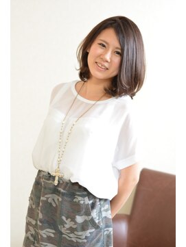 スラッシュ(SLASH) 【SLASH】大人ボブ☆肩で揺れる大人ゆるやかボブスタイル