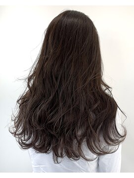 リグフクオカ(L.I.G fukuoka) 顔周りレイヤーカット小顔ボブルフ/黒髪地毛風カラー/博多