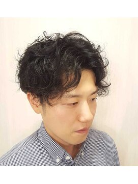 ヘアスペース クラージュ琴似店 センターパートニュアンスパーマ