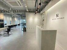 ボンドストーリーホワイト(BondStory White)の雰囲気（☆本店 / 名駅西口・銀時計側 徒歩30秒☆本店の内装☆）