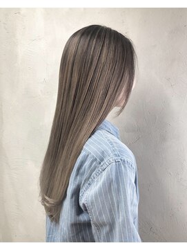 イト(ito.) 外国人風バレイヤージュロング_くびれヘア_メルティカラー