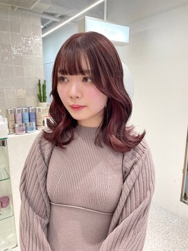 ローウェ 渋谷(Louwe) ピンクベージュのイヤリングカラー♪《misaki》