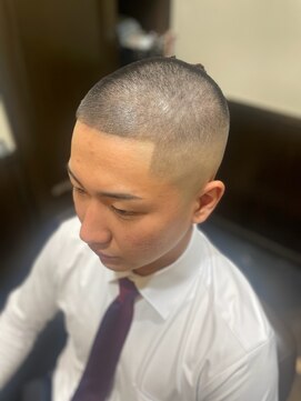 ヒロギンザバーバーショップ 神楽坂店(HIRO GINZA BARBER SHOP) スキンフェード×ボウズ