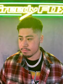 グリーディーフォックス 三軒茶屋(GreedyFOX) 波巻き/マッシュパーマ/ウルフ/ハイライト<理容室>三軒茶屋