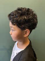 ラテルネ 名駅店(Laterne)&nbsp;子供カット/小学生/2ブロック/刈り上げ/アシンメトリー/