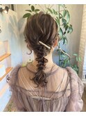 編みおろしヘアアレンジ