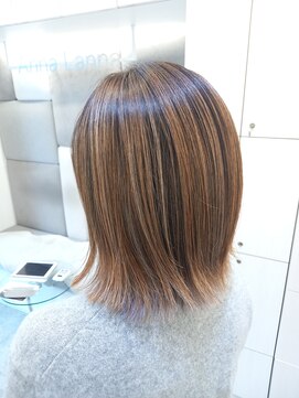 アナ ラーナ(Anna Lanna) エアータッチ風につくるハイライトカラー