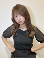 レヴィア(REVIA)&nbsp;レディースミディアムレイヤースタイル