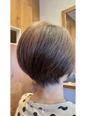 襟足スッキリショートボブ