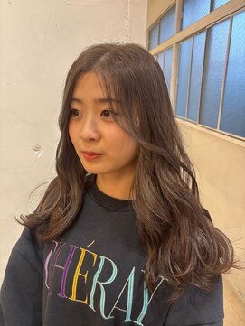 ポート 蕨(PORT) ブリーチなしの透け感グレージュ【天間 彩香】