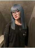 学割ハイトーンミディアムボブレイヤーカットブルーカラー
