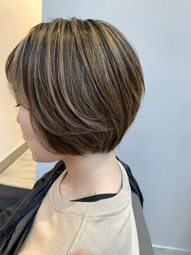 オルクドゥ(Orque deux) 似合わせハイライト艶カラーベージュ大人美人ショートボブ