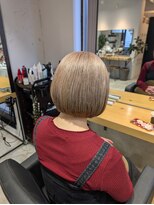 エイト 藤沢店(EIGHT fujisawa)&nbsp;ミルクティーベージュ【藤沢/ケアブリーチ/ハイトーン】