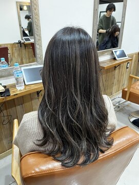 ノーム 横浜(NORM) ハイライトベージュ系カラー