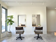 セット面2席のマンツーマン施術