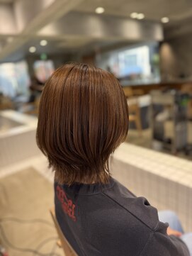 ニーイチイチ(211) ナチュラルレイヤー/ニュアンスウルフ