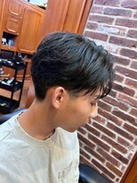 ミリオンバックス 御徒町店(Million Backs)&nbsp;御徒町/刈り上げセンターパート/波巻きツイストスパイラル