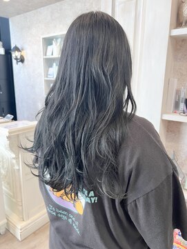 キャアリー(Caary) 福山市美容室Caary透明感カラー暗めブルーブラックカラー