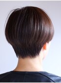 シンプルで可愛いマッシュショート