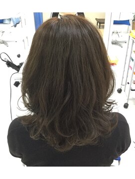 アルターシェリー(aL-ter che'rie) 【アルターシェリー】柔らかブルーアッシュふんわりパーマ☆