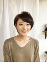 エノモト(ENOMOTO)&nbsp;大人可愛い斜めバングショートスタイルアッシュブラウン