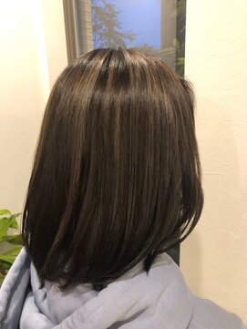 カルネ(Karne) ハイライトカラー