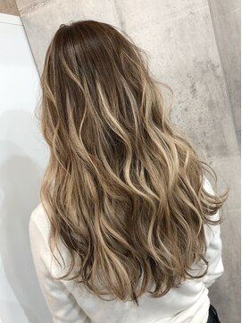 ミラク 町田(MIRAC) 【MIRAC町田店河原崎】外国人風ハイライトセミロング