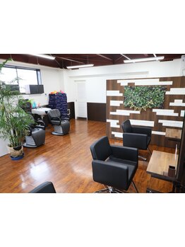 子育て中のスタイリストも在籍しているので、お子様とご一緒でもお気軽にご来店頂けます☆