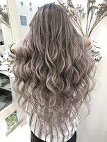 ラピス 池袋(Lapis)&nbsp;【Lapis／池袋】ホワイトグレーグラデ