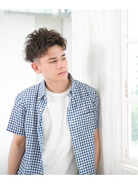 ネクサスアンドコー 錦糸町店(NEXUS&Co.) ２ブロック×ショートパーマ [錦糸町]<理容室>[Men's]