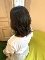 マギー(Magie) くびれヘアオリーブベージュ
